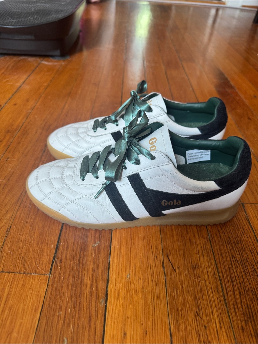 Gola White Sneakers with Dark Green Details, size 8 - Picture 2 of 6